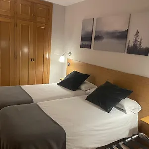 *** Aparthotel El Serch Andorra