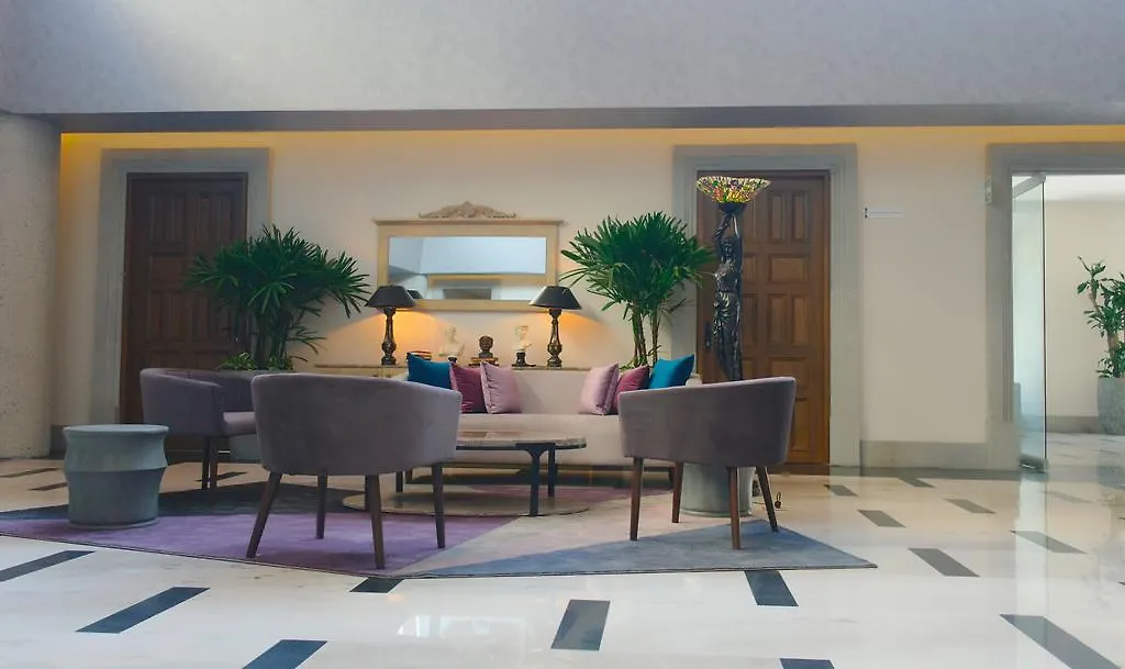 ****  Hotel Real Maestranza Guadalajara México